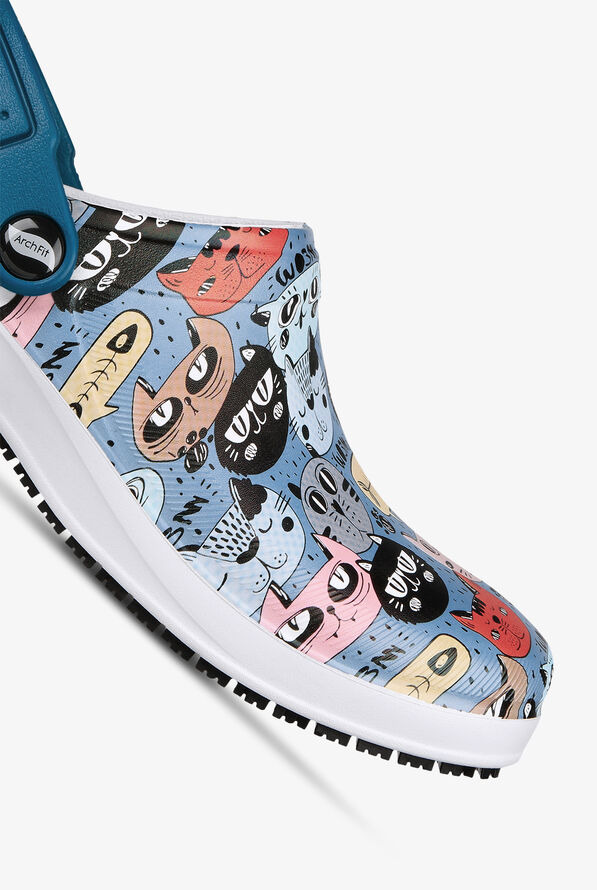 Skechers Arch-Fit Slip Resistant Cats Back Strap Clogs, Nursing Clogs