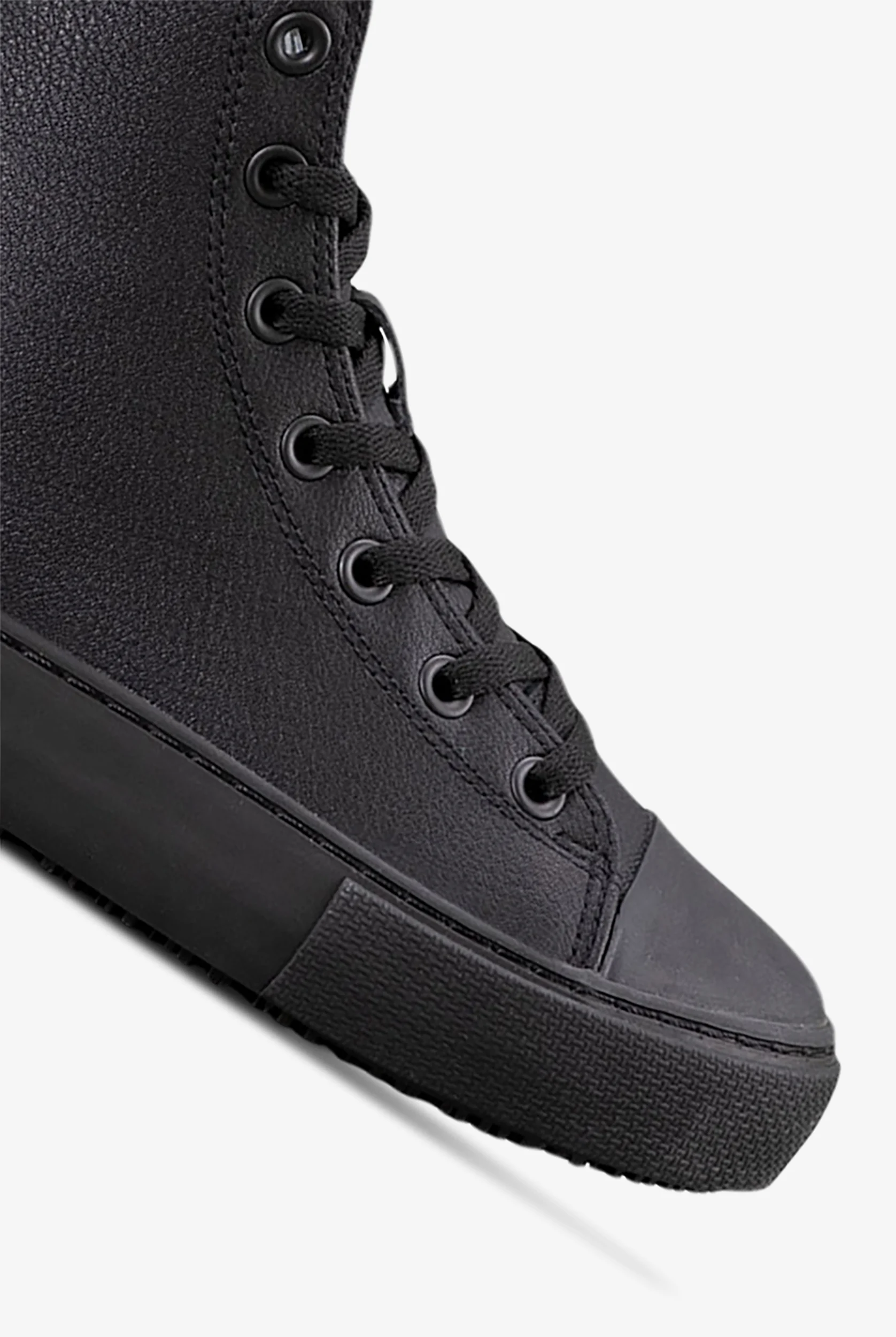 Lugz Women's Stagger Hi SR Athletic Lace Up Shoes