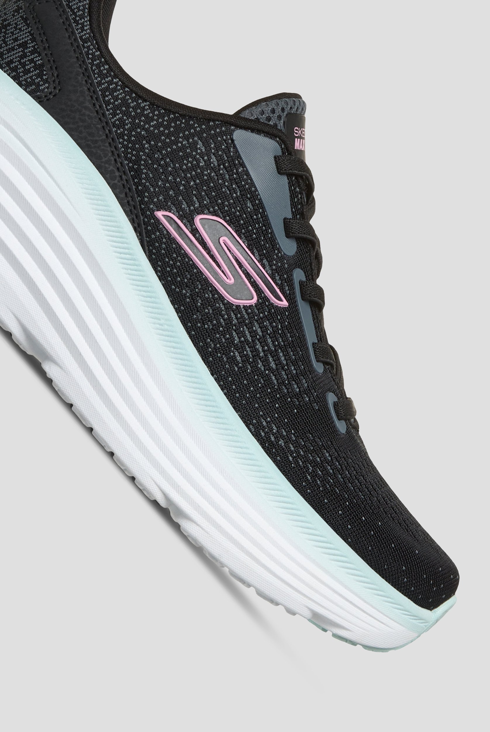 Skechers Performance MAX CUSHIONING ENDEAVOUR - KAUSKA Women's Black Bungee Slip-on Athletic Shoe